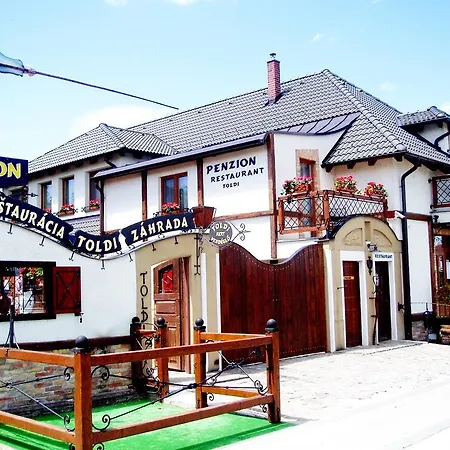 Pensionat A Restauracia Toldi 3*