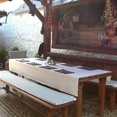 A Restauracia Toldi Guest house Galanta