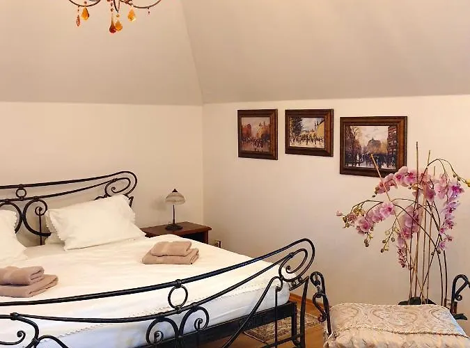 Casa de hóspedes A Restauracia Toldi 3*