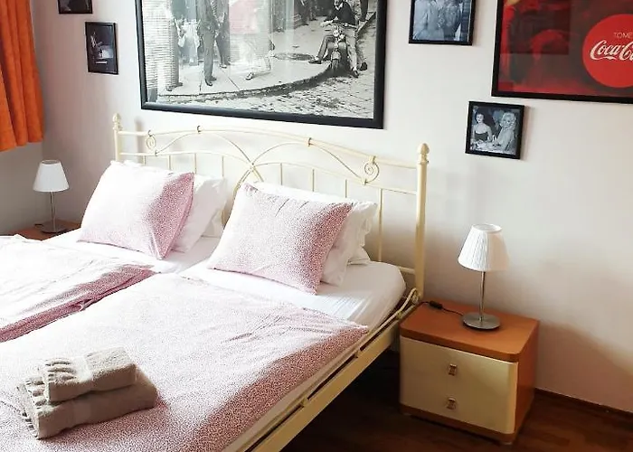 A Restauracia Toldi Casa de hóspedes 3*