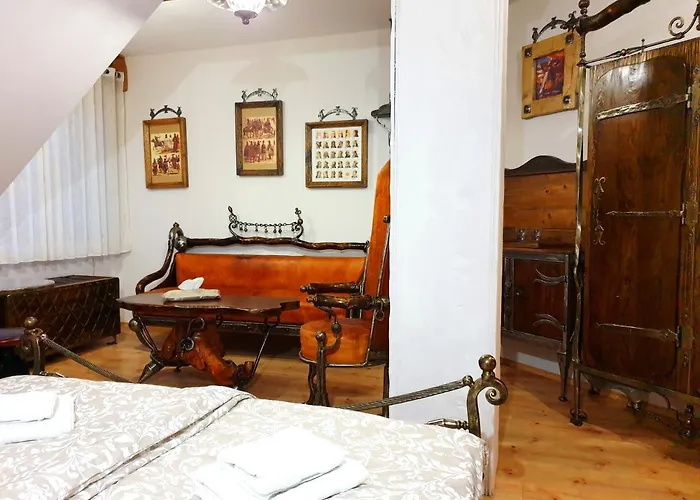 A Restauracia Toldi Casa de hóspedes