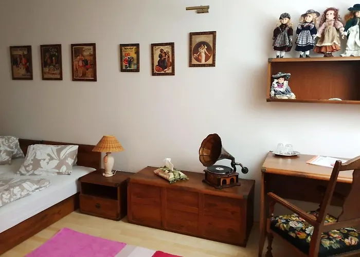 A Restauracia Toldi Casa de hóspedes